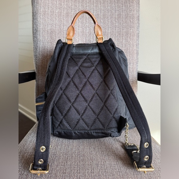 Authentic Burberry backpack - Picture 4 of 15
